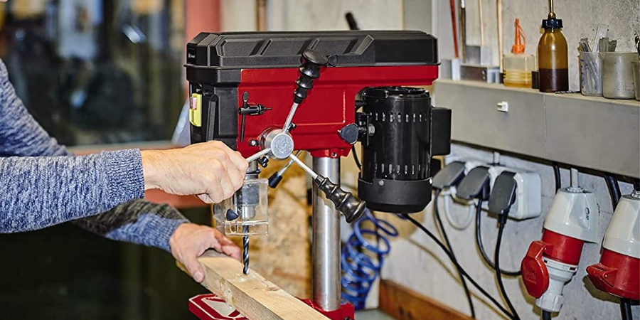 ¿Qué es un taladro de banco?